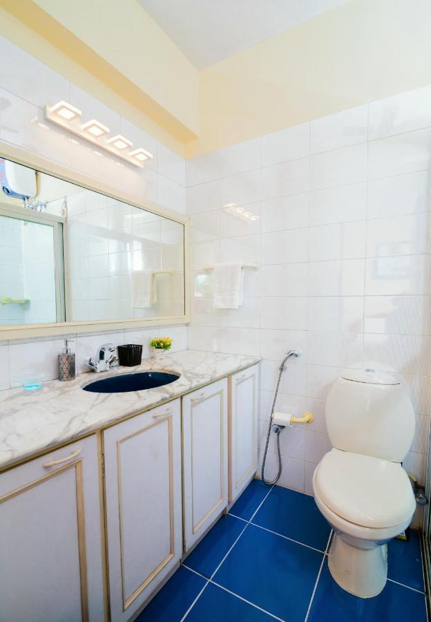 'Golden Oceans' 3 Bhk Beach View Villa Бенаулим Экстерьер фото