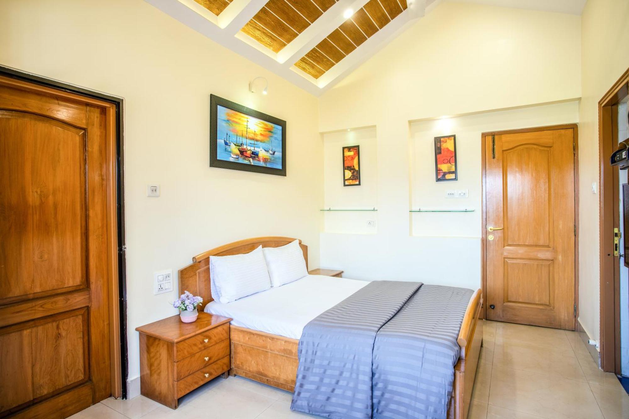 'Golden Oceans' 3 Bhk Beach View Villa Бенаулим Экстерьер фото
